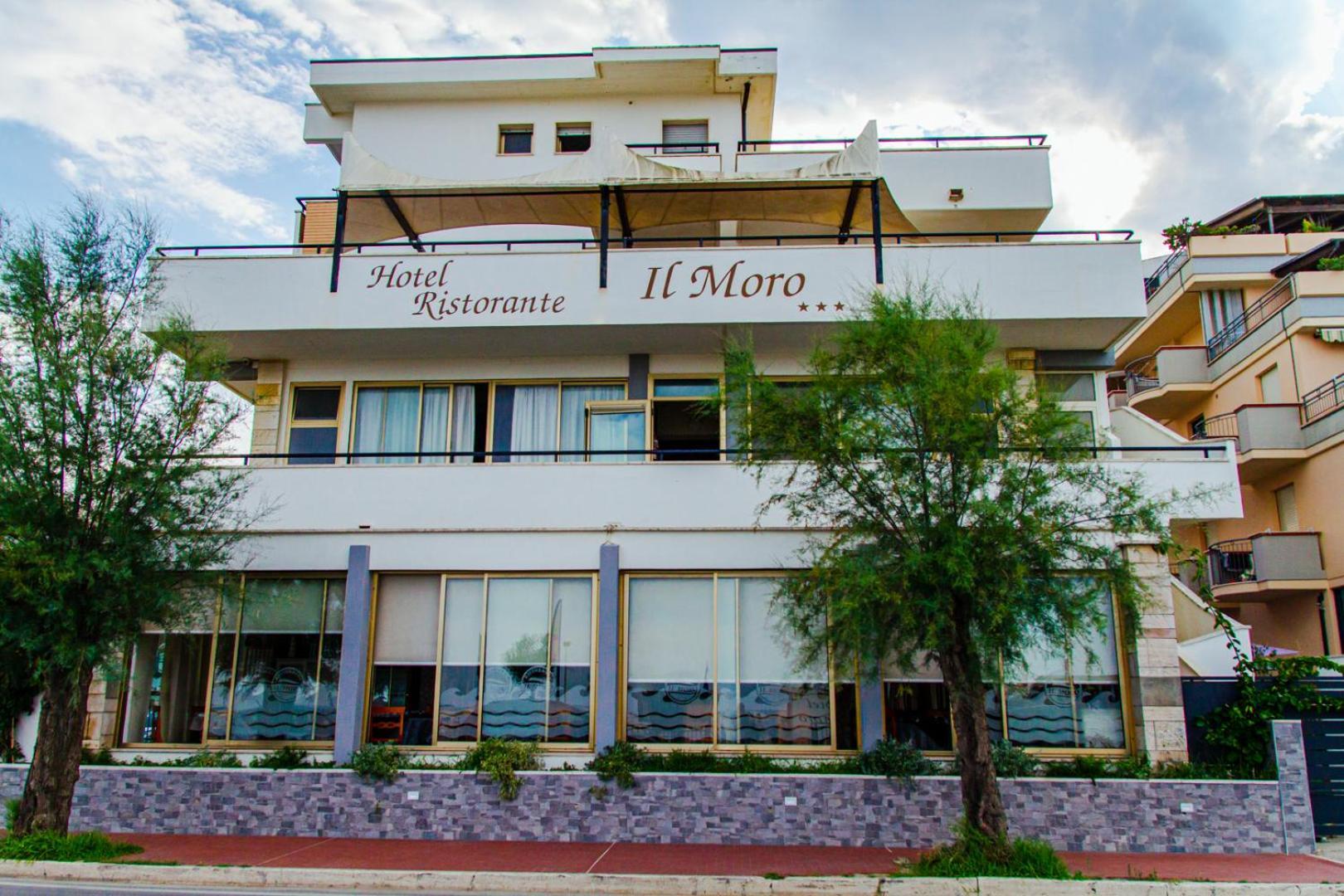 Hotel Il Moro Roseto Degli Abruzzi Esterno foto